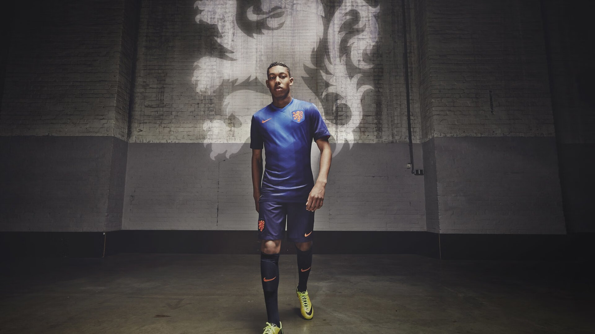 英超球队基于运动表现数据的战术布置调整案例,英超战术分析